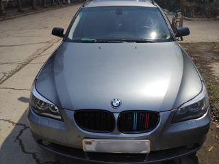 BMW 5 Series Touring foto 5