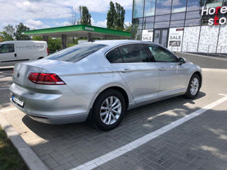 Volkswagen Passat foto 9