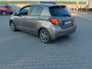 Toyota Yaris foto 5