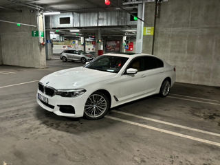 BMW 5 Series foto 1