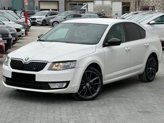 Skoda Octavia foto 1