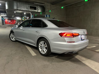 Volkswagen Passat foto 4