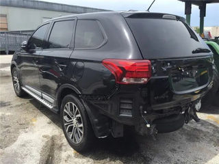 Mitsubishi Outlander 2014-2023 foto 3