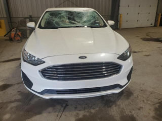 Ford Fusion foto 2