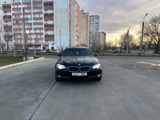 BMW 5 Series foto 2