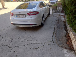 Ford Fusion foto 3