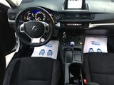 Lexus CT Series foto 10