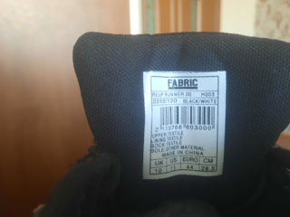 Продам кроссовки Fabric. foto 2