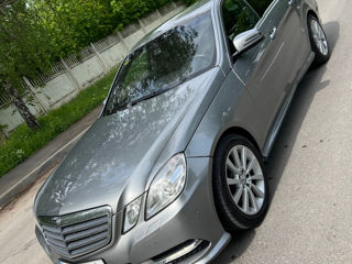 Mercedes E-Class foto 6