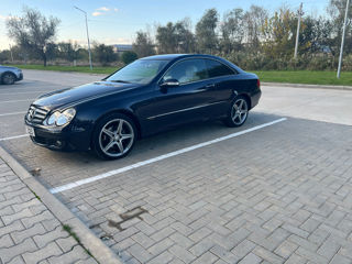 Mercedes CLK-Class foto 2