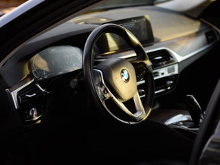 BMW 5 Series foto 9