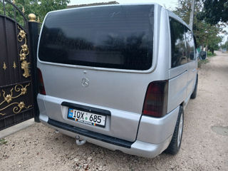 Mercedes Vito foto 2