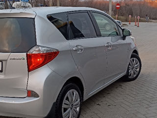 Toyota Verso-S foto 4