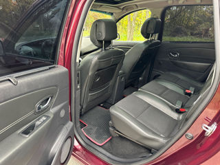 Renault Grand Scenic foto 13