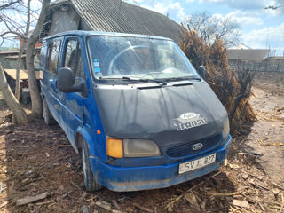 Ford Transit foto 2