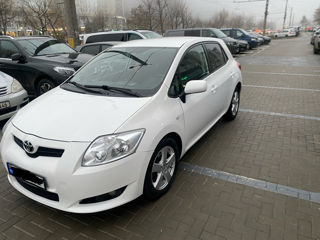 Toyota Auris foto 2