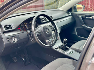 Volkswagen Passat foto 10