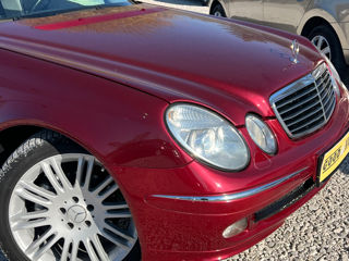 Mercedes E-Class foto 2