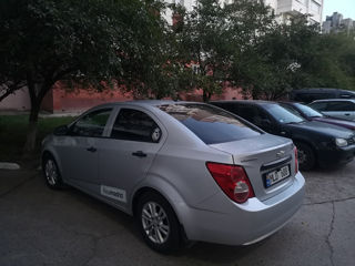 Chevrolet Aveo foto 6