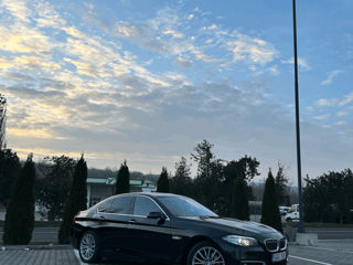 BMW 5 Series foto 4