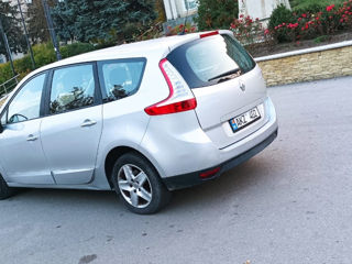 Renault Grand Scenic foto 4