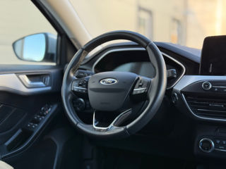 Ford Focus foto 8