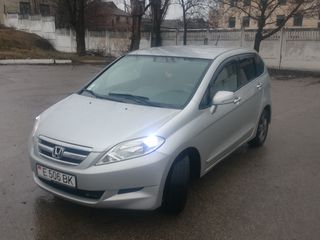 Honda FR-V foto 1