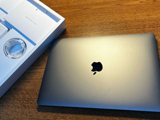 MacBook Pro M1 8/256GB