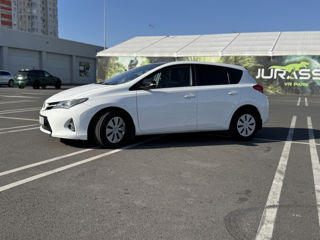 Toyota auris liber spre chirie foto 12