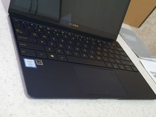 Новый Лучший ноутбук в мире Asus ZenBook UX390U. icore7 7500U до 4,5GHz. 4ядра. 16gb. SSD 512gb. foto 6