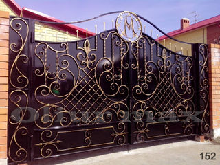 Козырьки , ворота,  заборы, решётки, металлические  двери  и другие изделия из металла. foto 3