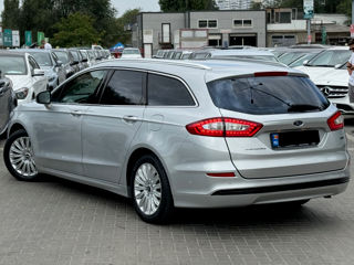 Ford Mondeo foto 4