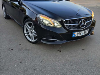 Mercedes E-Class foto 1