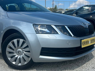 Skoda Octavia foto 2