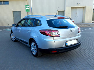 Renault Megane foto 2