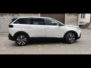 Peugeot 5008 foto 4