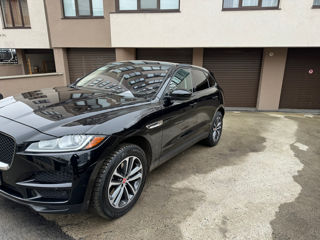 Jaguar F-PACE foto 4