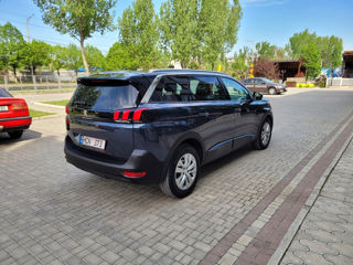 Peugeot 5008 foto 4