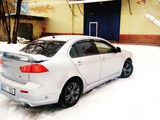 Mitsubishi Lancer foto 6