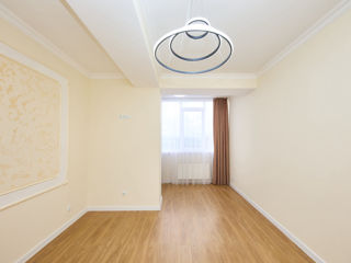 Apartament cu 2 camere, 68 m², Aeroport, Chișinău foto 11