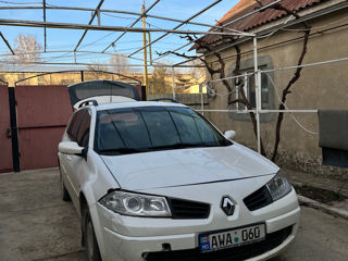 Renault Megane foto 1