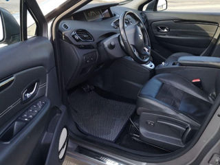 Renault Grand Scenic foto 10