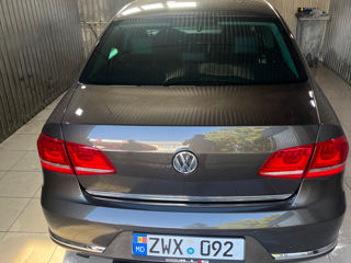 Volkswagen Passat foto 3