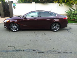 Ford Fusion foto 5