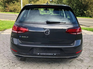 Volkswagen Golf foto 6