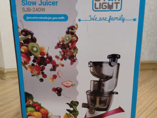 Storcator de fructe si legume cu melc Star-Light SJB-240W foto 2