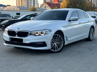 BMW 5 Series foto 1