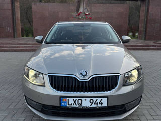 Skoda Octavia foto 3