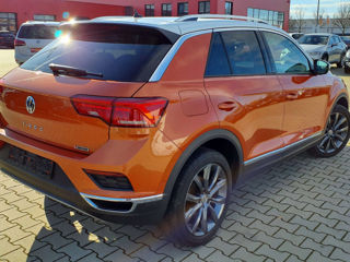 Volkswagen T-Roc foto 3