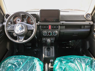 Suzuki Jimny foto 14